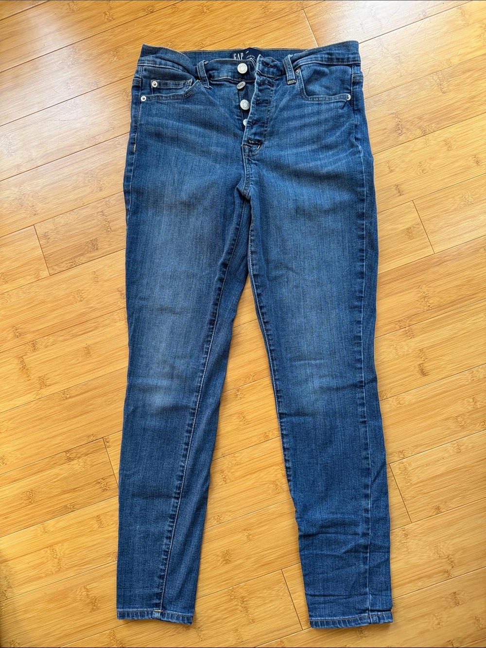 GAP Women's Skinny Button-Fly Jeans in Medium Blue